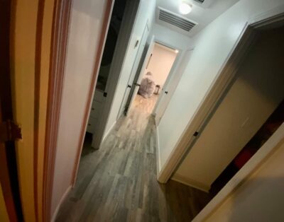 Serene & Modern | 5★ Location, ♛Queen Bed, Parking