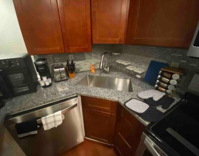 Charming & Comfy Close to UAB & Downtown 1-1