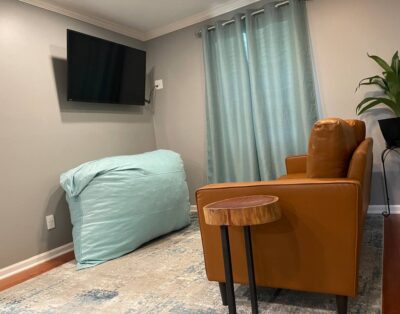 Charming & Comfy Close to UAB & Downtown 1-1